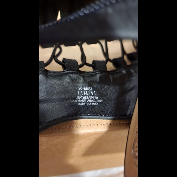 Vince Camuto Briaz black leather sandal Block heel scrappy stretch sandal 11 - Picture 6 of 8